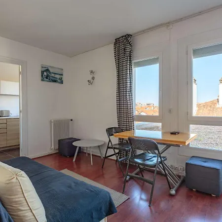 Studio Central A Jean De Luz Avec Wi-fi Gratuit, Cuisine Equipee Et Ascenseur - Fr-1-4-683 Appartamento *