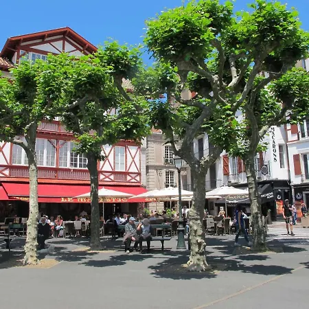 Studio Central A Jean De Luz Avec Wi-fi Gratuit, Cuisine Equipee Et Ascenseur - Fr-1-4-683 Appartamento Saint-Jean-de-Luz