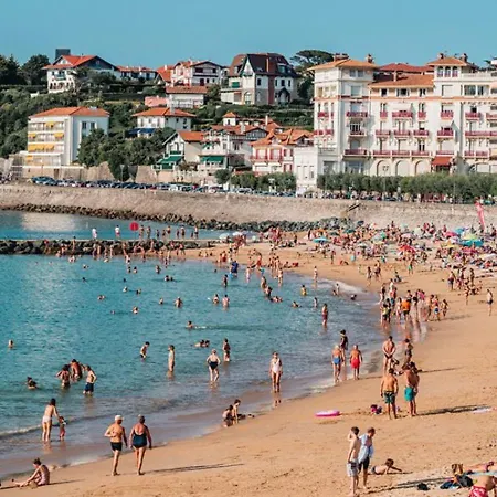 Studio Central A Jean De Luz Avec Wi-fi Gratuit, Cuisine Equipee Et Ascenseur - Fr-1-4-683 *